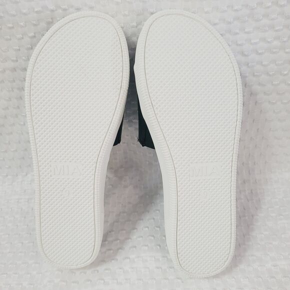 MIA Womens Sz 9M Black Wide Band Slip Slide On Kayliee Sandals 1.5" Platform - Picture 6 of 9